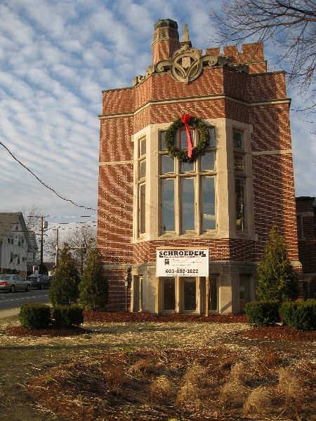 The Hunt Memorial Building – Nashua NH